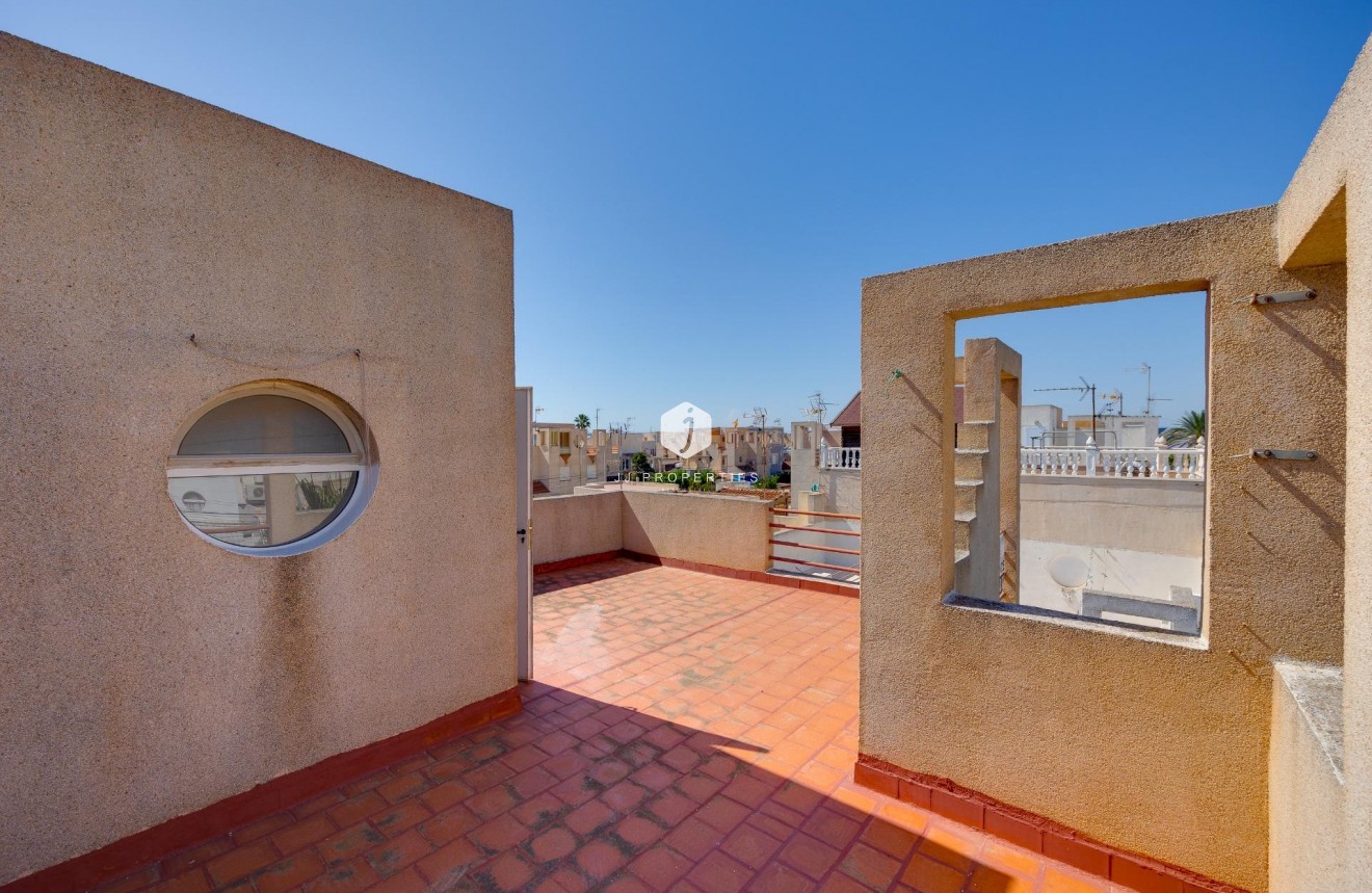 Tweedehands - Chalet -
Torrevieja - Paraje Natural