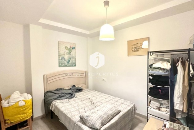 Tweedehands - Appartement / flat -
Torrevieja - Paseo maritimo