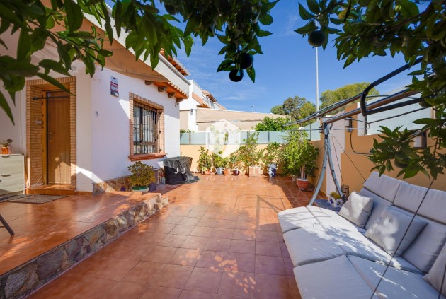 Tweedehands - Villa -
Orihuela Costa - PAU 8