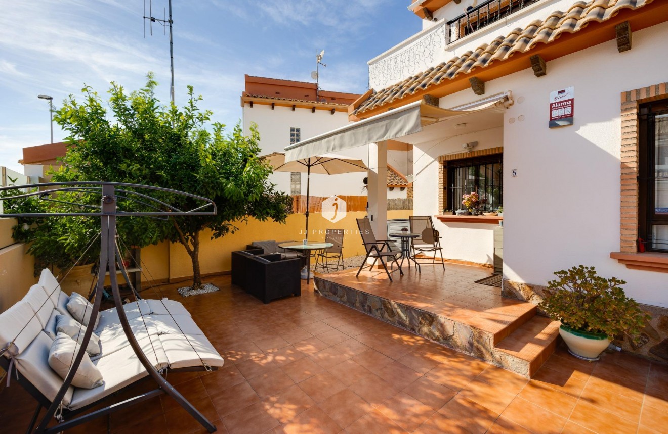 Tweedehands - Villa -
Orihuela Costa - PAU 8