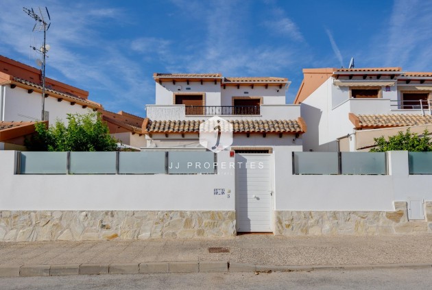 Tweedehands - Villa -
Orihuela Costa - PAU 8