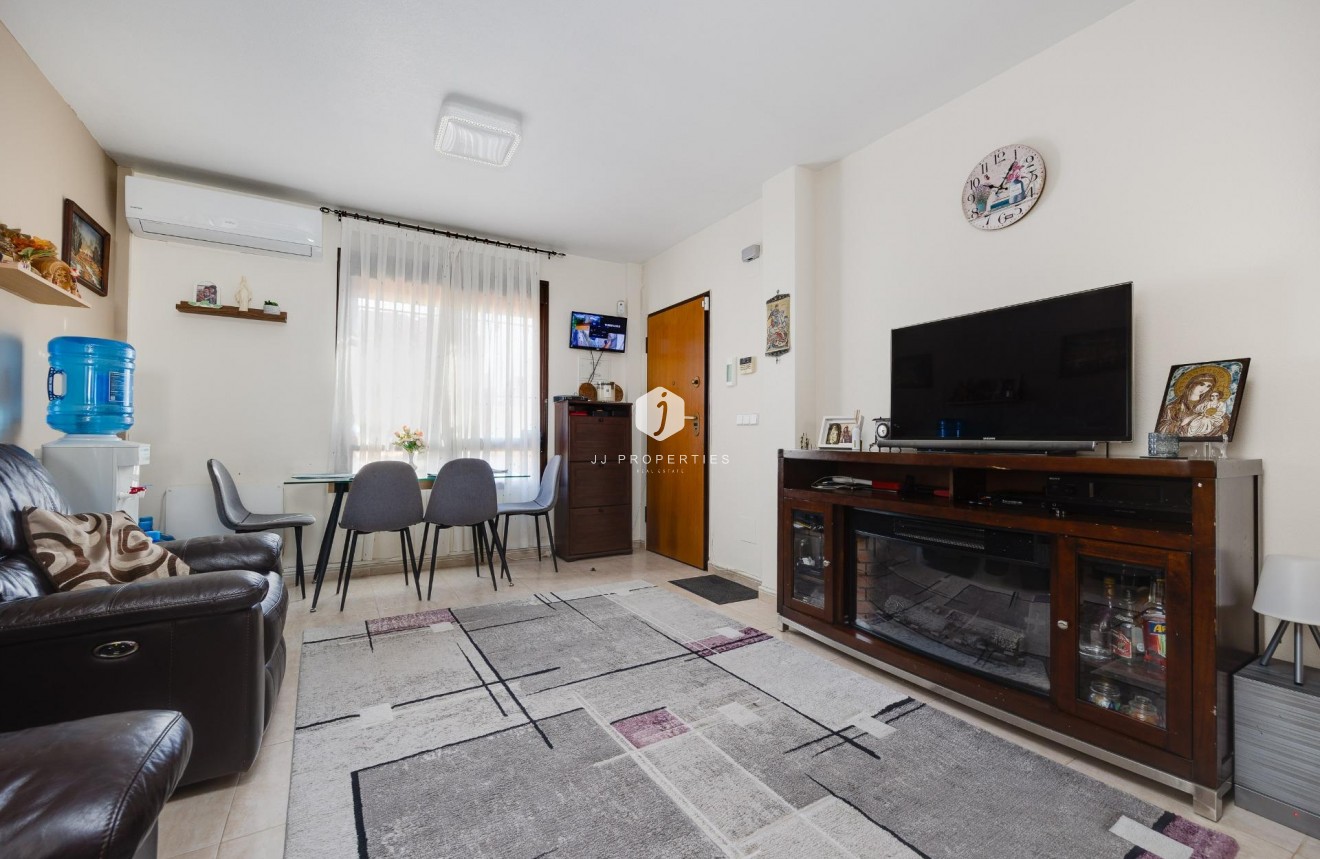 Tweedehands - Villa -
Orihuela Costa - PAU 8