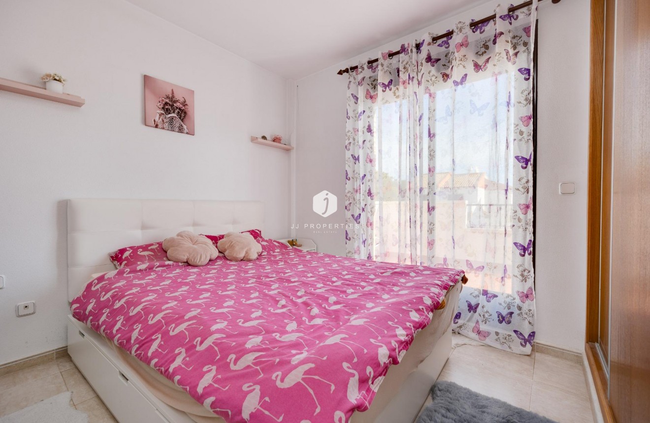 Tweedehands - Villa -
Orihuela Costa - PAU 8