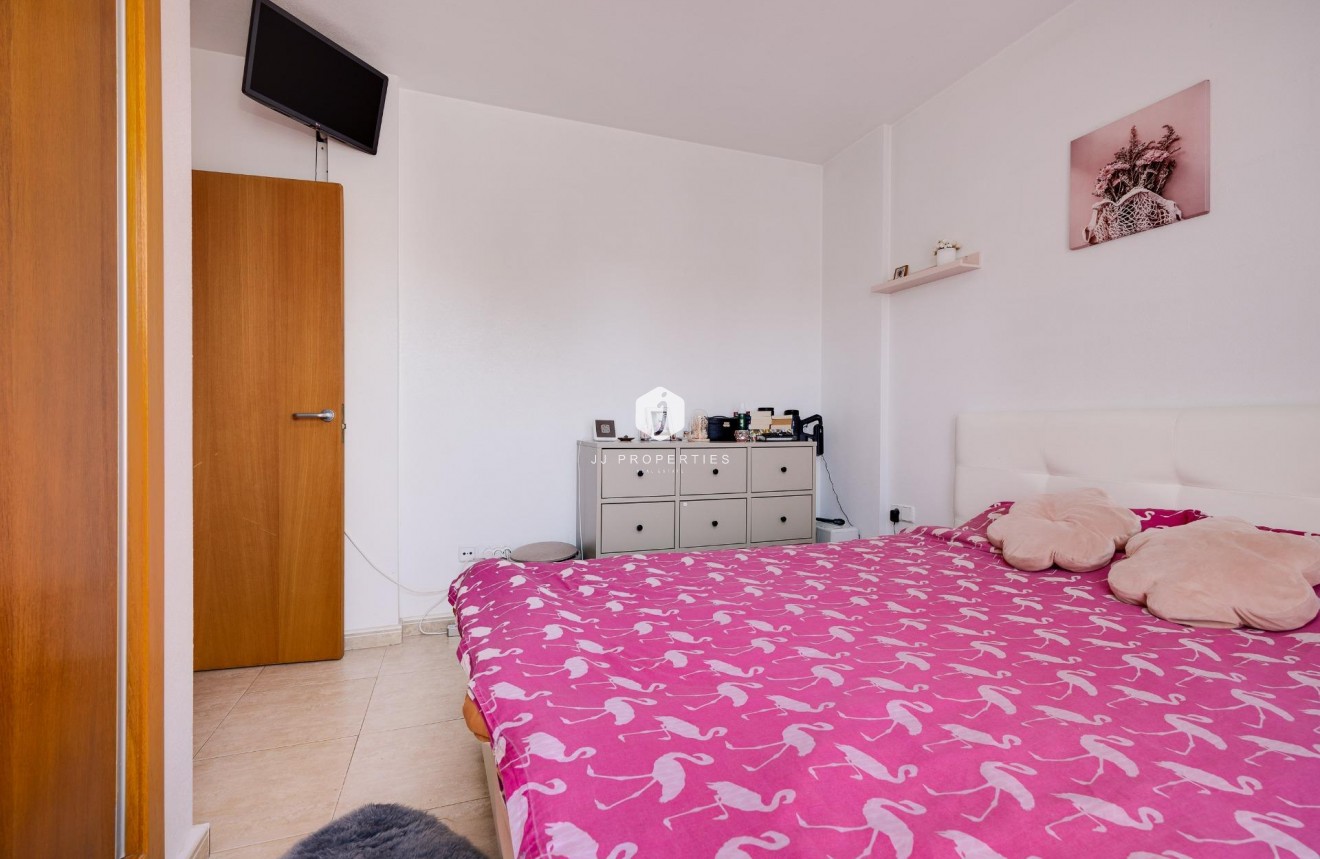 Tweedehands - Villa -
Orihuela Costa - PAU 8