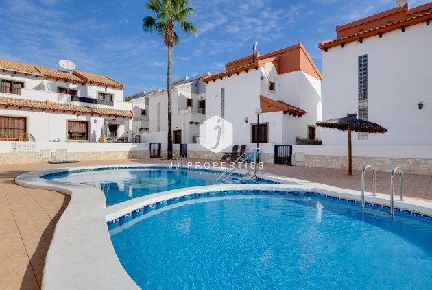 Tweedehands - Villa -
Orihuela Costa - PAU 8