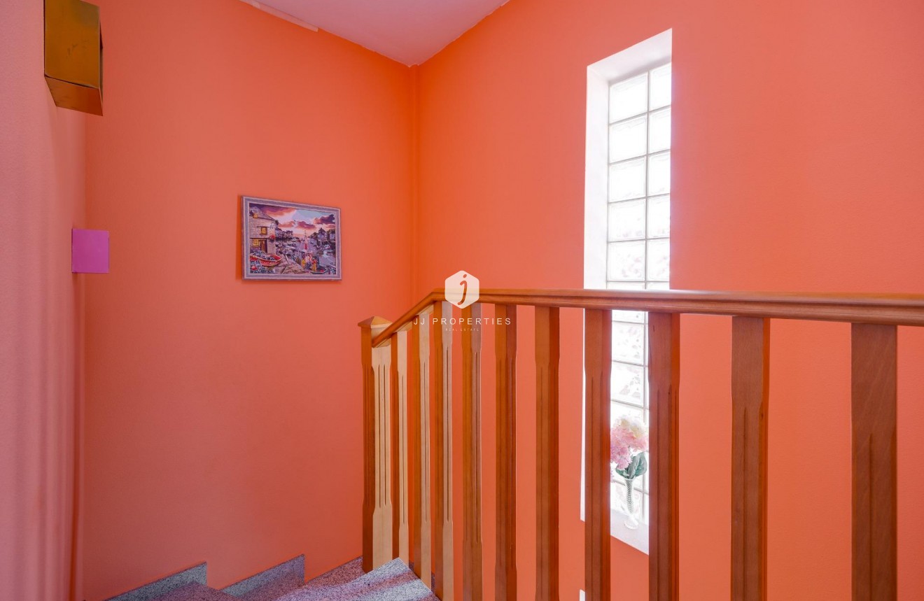 Tweedehands - Villa -
Orihuela Costa - PAU 8