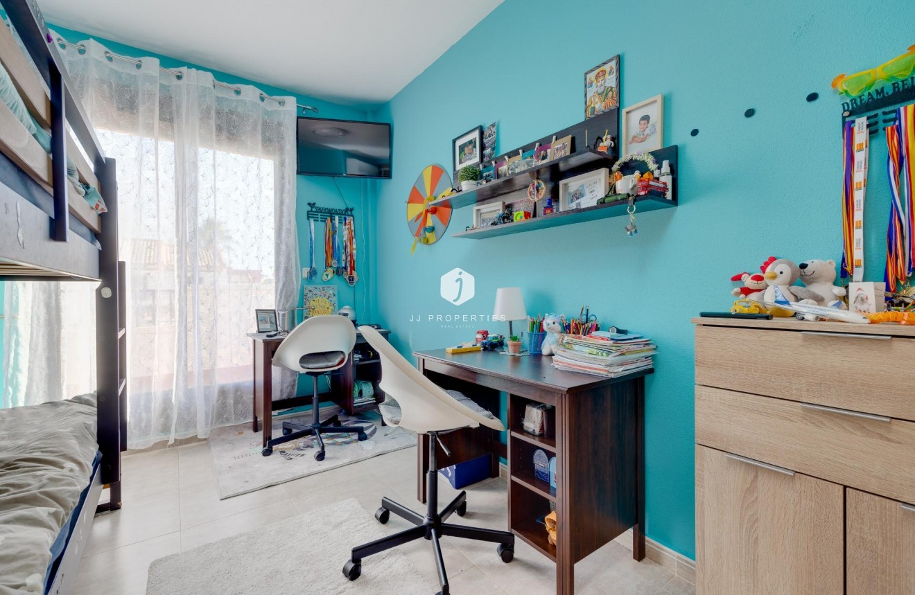 Tweedehands - Villa -
Orihuela Costa - PAU 8