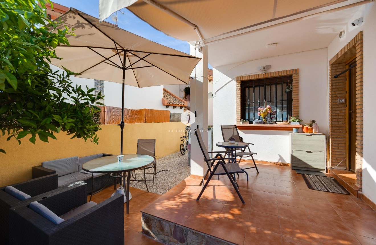 Tweedehands - Villa -
Orihuela Costa - PAU 8