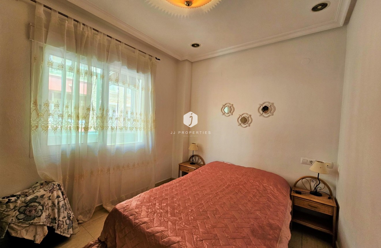 Tweedehands - Appartement / flat -
Torrevieja