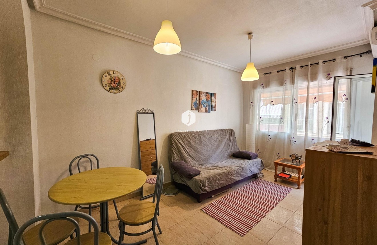 Tweedehands - Appartement / flat -
Torrevieja