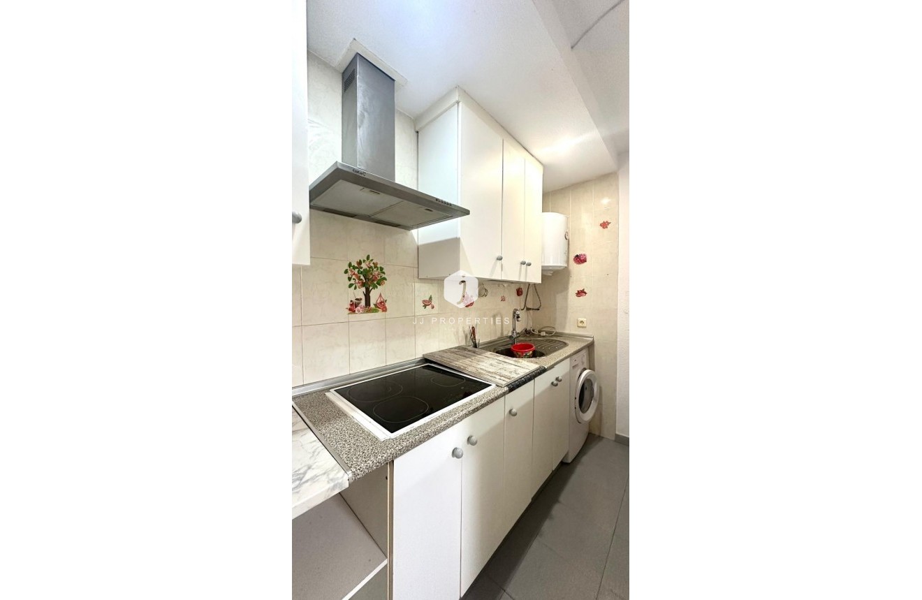 Tweedehands - Appartement / flat -
Torrevieja - Acequion