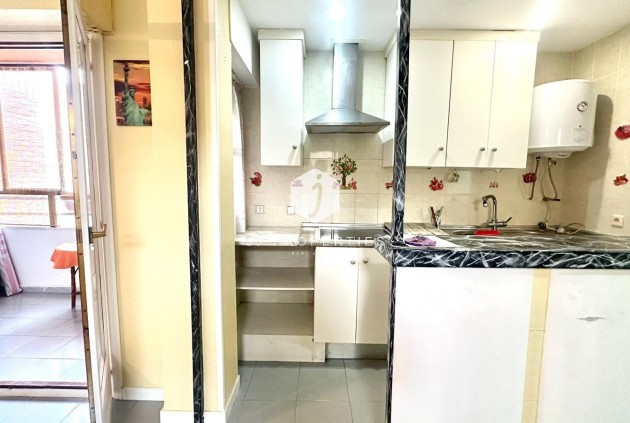 Tweedehands - Appartement / flat -
Torrevieja - Acequion