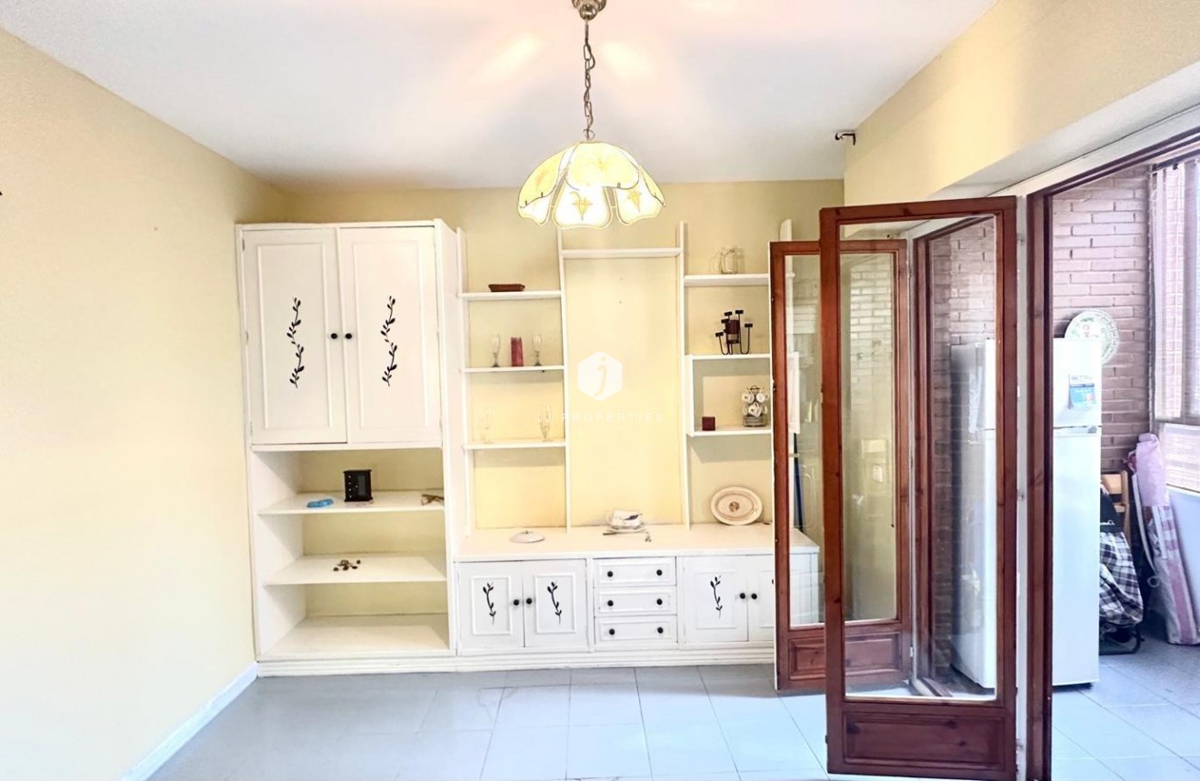 Tweedehands - Appartement / flat -
Torrevieja - Acequion