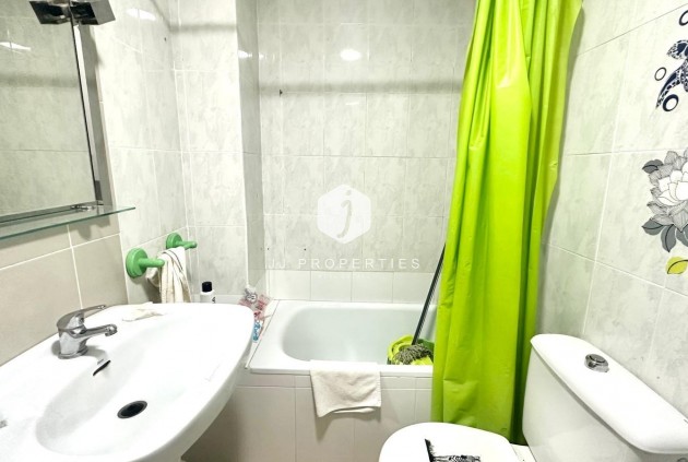 Tweedehands - Appartement / flat -
Torrevieja - Acequion