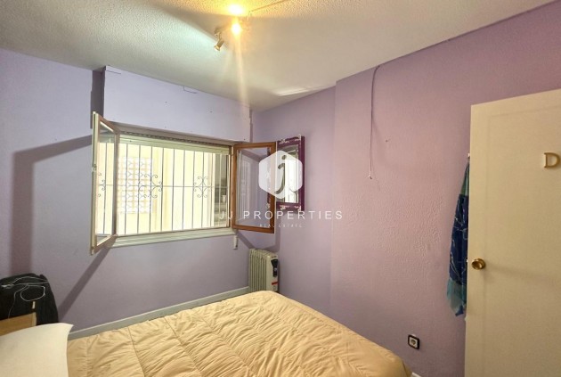 Tweedehands - Appartement / flat -
Torrevieja - Acequion