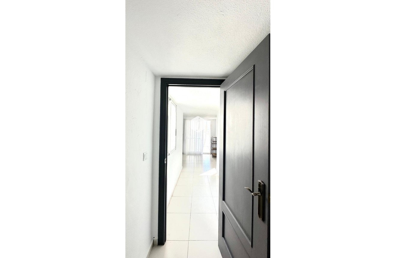 Tweedehands - Appartement / flat -
Torrevieja - Centro