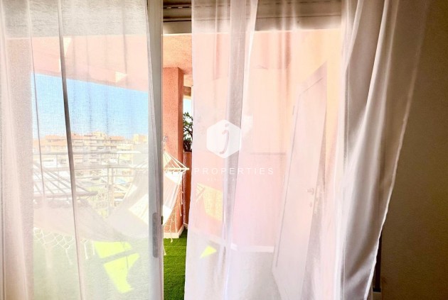 Tweedehands - Appartement / flat -
Torrevieja - Centro