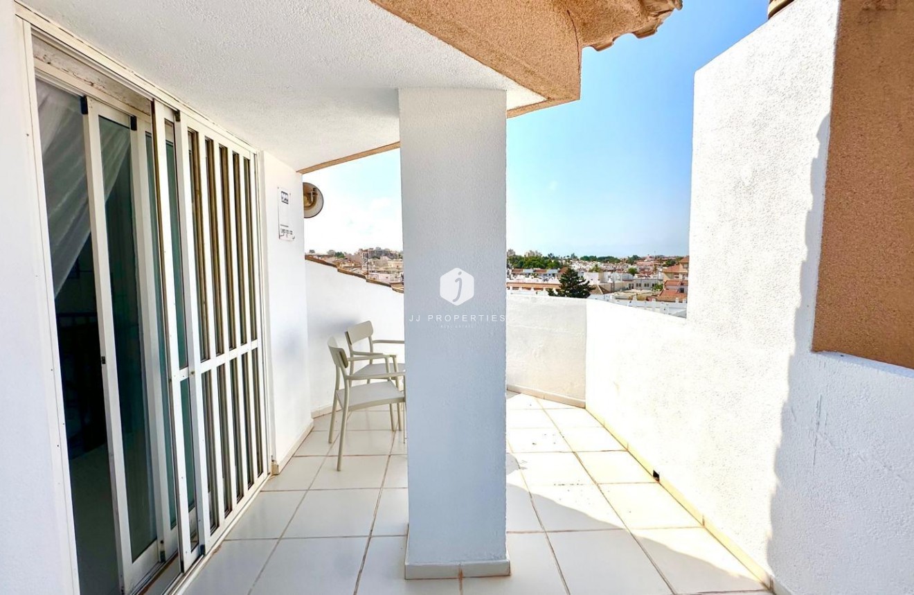 Tweedehands - Appartement / flat -
Torrevieja - Centro