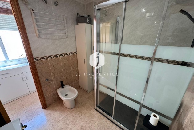 Tweedehands - Penthouse -
Torrevieja - Estacion de autobuses