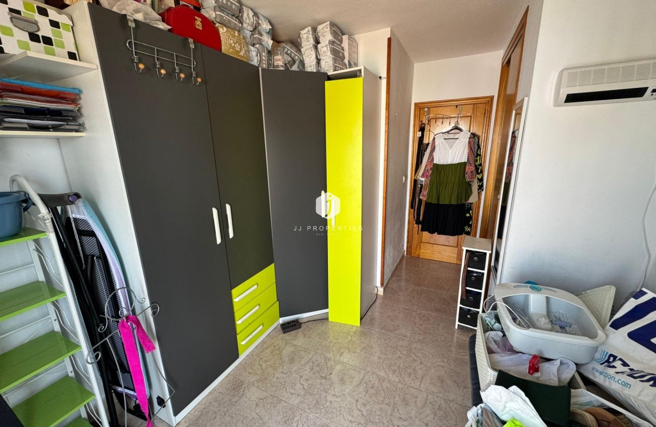 Tweedehands - Penthouse -
Torrevieja - Estacion de autobuses