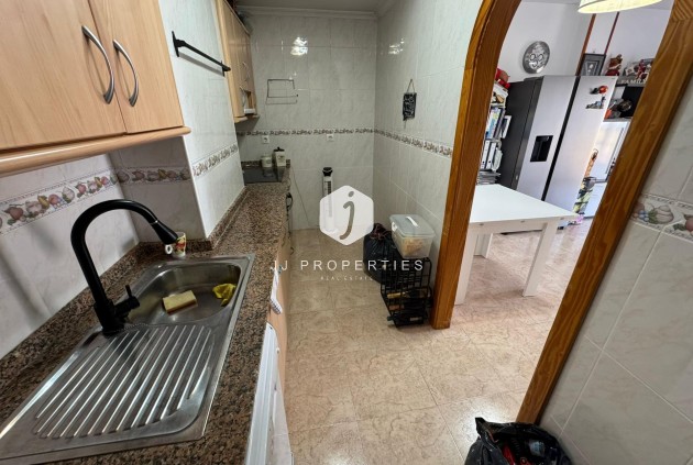 Tweedehands - Penthouse -
Torrevieja - Estacion de autobuses