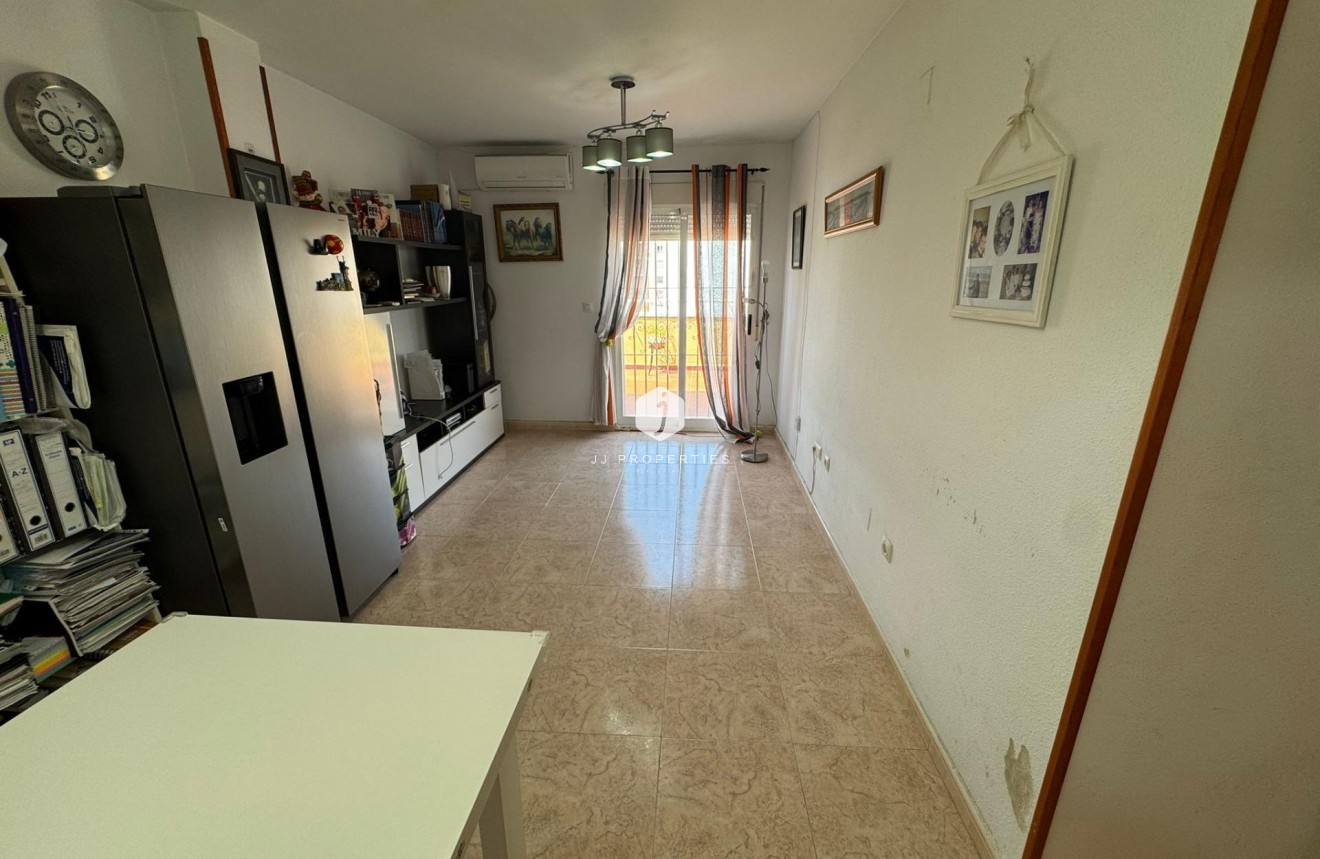 Tweedehands - Penthouse -
Torrevieja - Estacion de autobuses