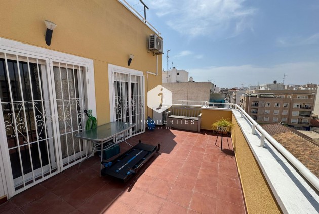 Tweedehands - Penthouse -
Torrevieja - Estacion de autobuses