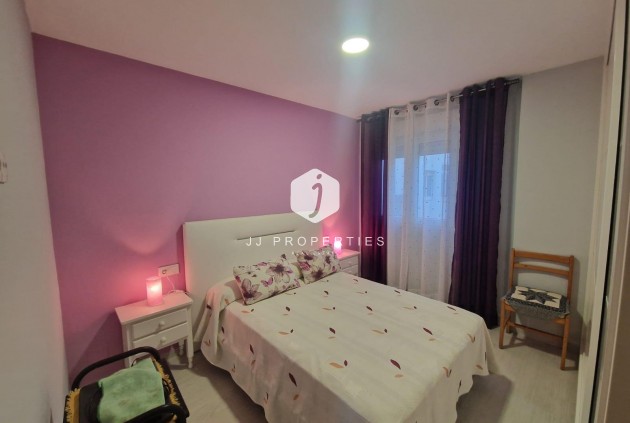 Tweedehands - Appartement / flat -
Torrevieja - Playa del Cura