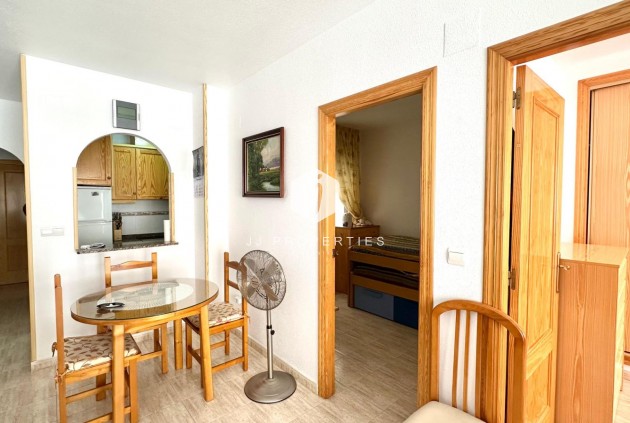 Tweedehands - Appartement / flat -
Torrevieja - Estacion de autobuses