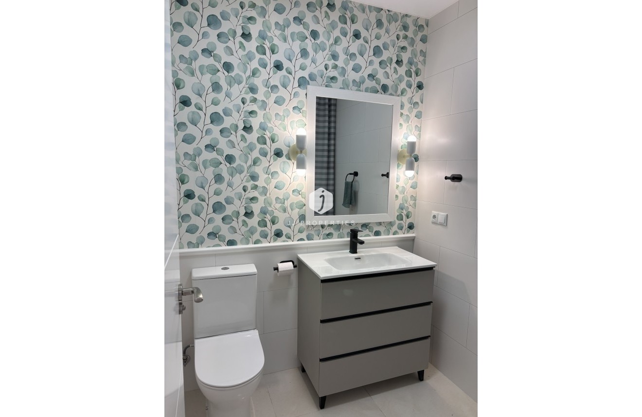 Tweedehands - Chalet -
Torrevieja - Costa Blanca