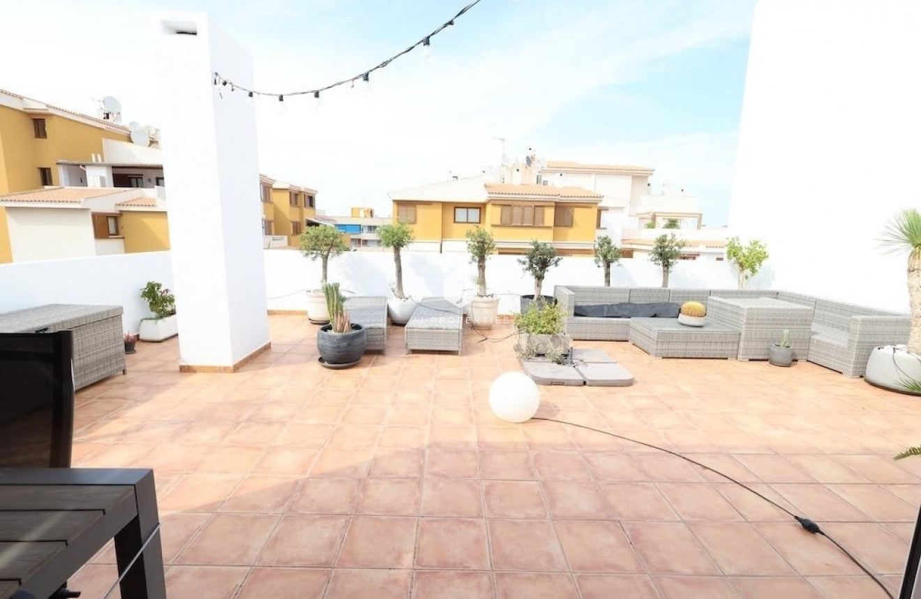 Tweedehands - Penthouse -
Torrevieja - Costa Blanca