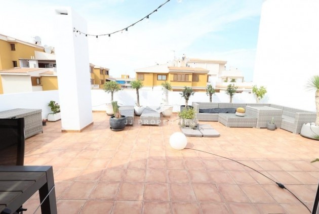 Tweedehands - Penthouse -
Torrevieja - Costa Blanca