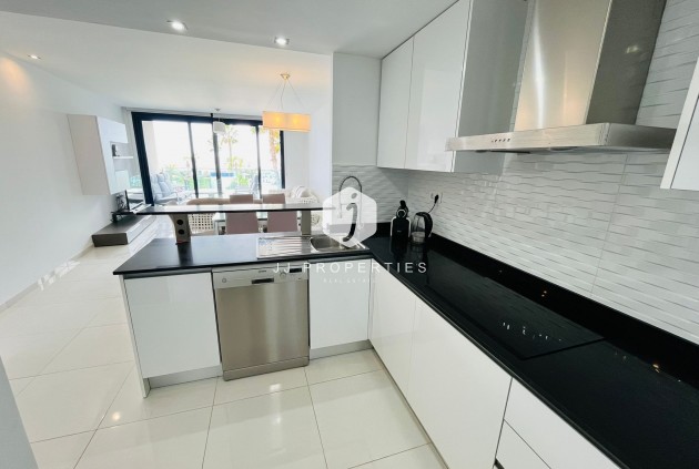 Segunda mano - Apartamento / piso -
Punta Prima - Costa Blanca