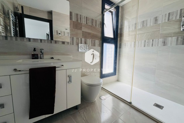 Segunda mano - Apartamento / piso -
Punta Prima - Costa Blanca