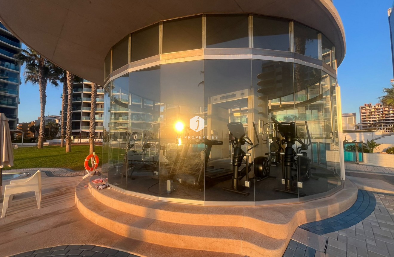 Segunda mano - Apartamento / piso -
Punta Prima - Costa Blanca