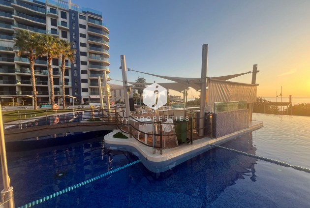 Segunda mano - Apartamento / piso -
Punta Prima - Costa Blanca