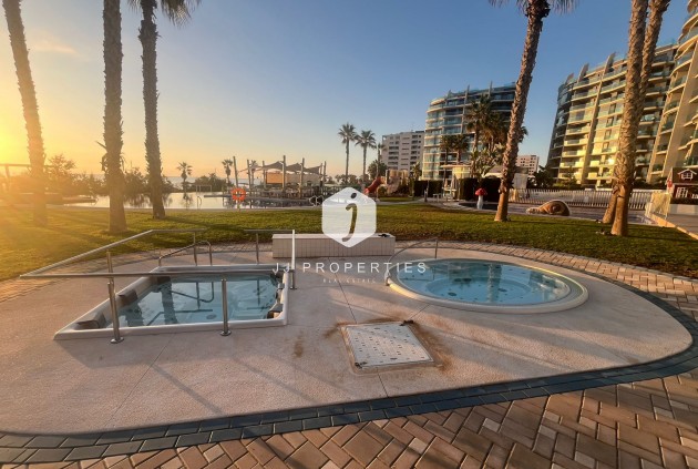 Segunda mano - Apartamento / piso -
Punta Prima - Costa Blanca