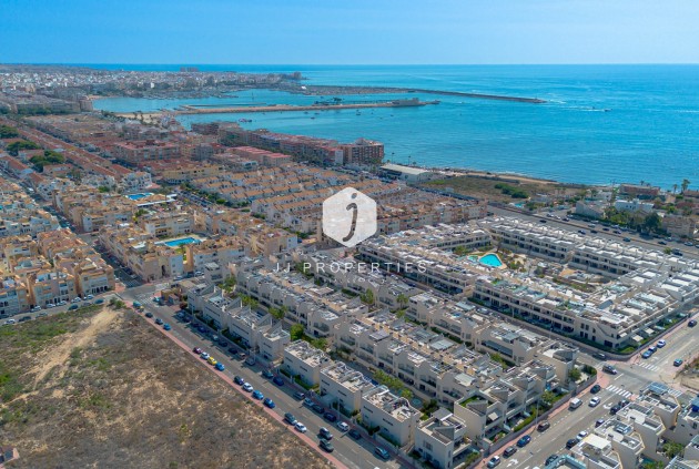 Tweedehands - Appartement / flat -
Torrevieja - Costa Blanca