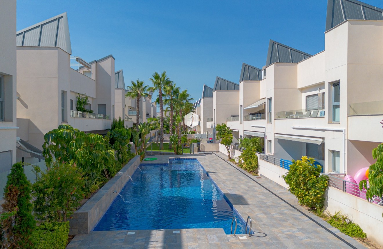 D'occasion - Appartement -
Torrevieja - Costa Blanca