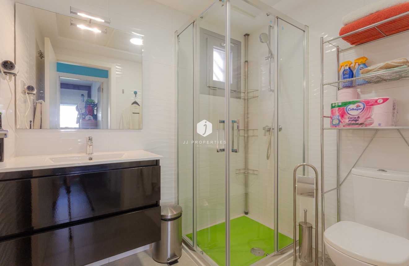 D'occasion - Appartement -
Torrevieja - Costa Blanca