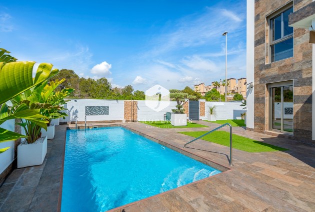 Tweedehands - Villa -
Orihuela Costa - Costa Blanca