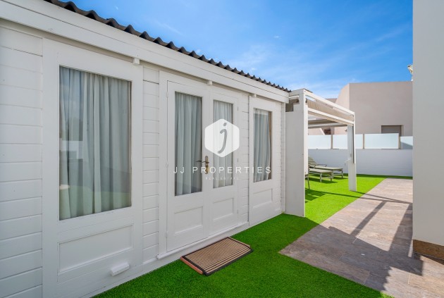 Tweedehands - Villa -
Orihuela Costa - Costa Blanca