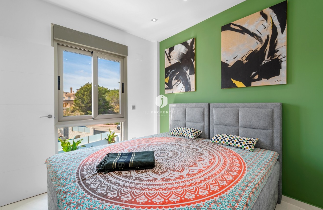 Tweedehands - Villa -
Orihuela Costa - Costa Blanca