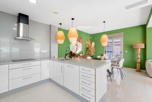 Tweedehands - Villa -
Orihuela Costa - Costa Blanca