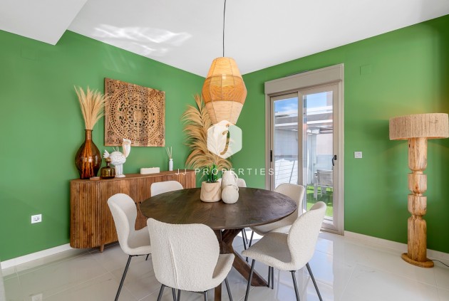 Tweedehands - Villa -
Orihuela Costa - Costa Blanca