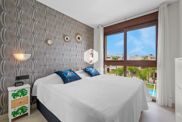 Tweedehands - Bungalow -
Los Balcones - Costa Blanca