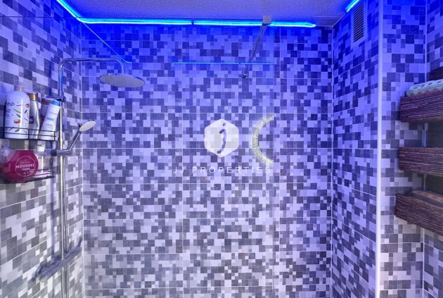 Tweedehands - Penthouse -
Torrevieja