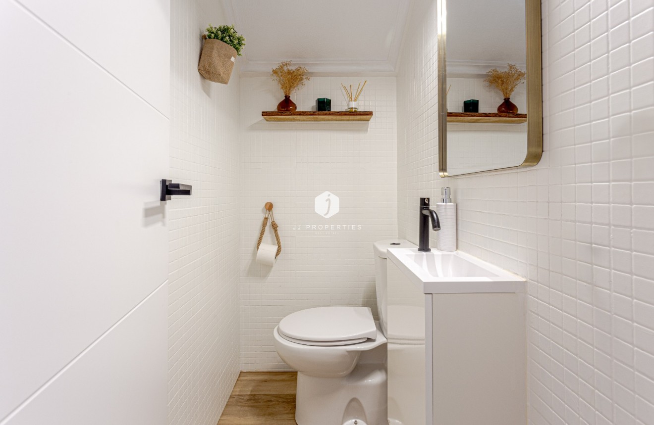 Tweedehands - Villa -
Torrevieja - Costa Blanca