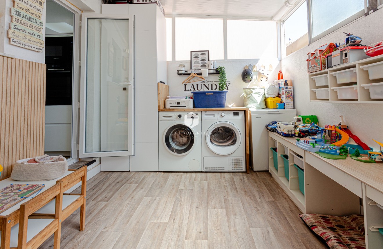 Tweedehands - Villa -
Torrevieja - Costa Blanca