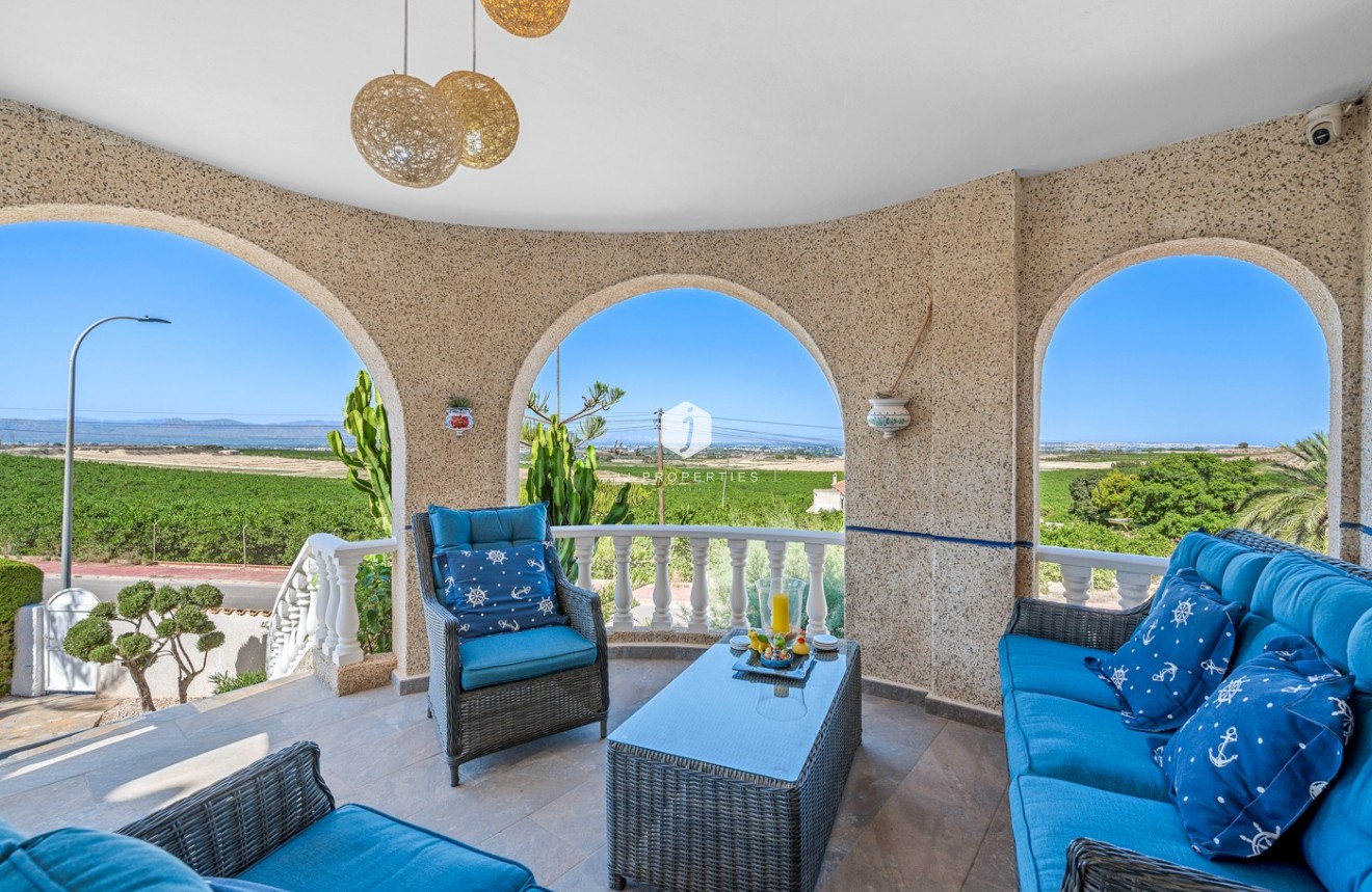 Tweedehands - Villa -
Almoradí - Inland